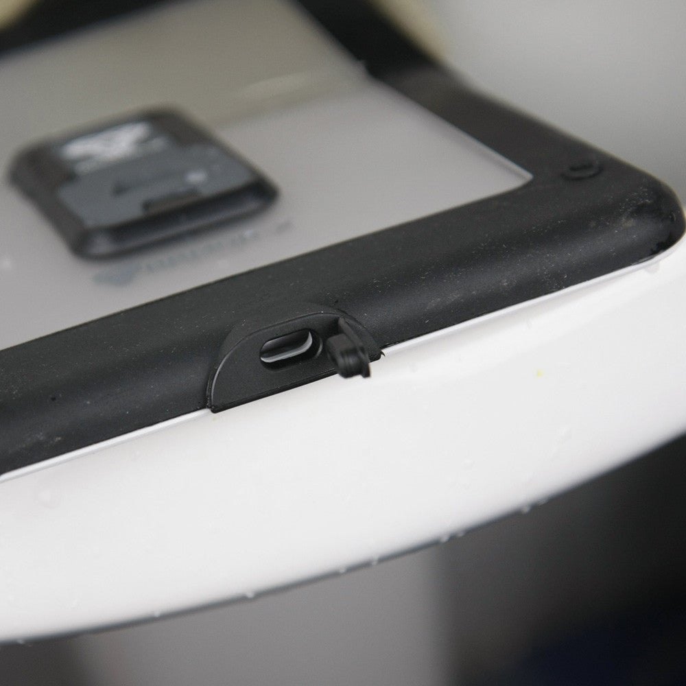 iPad 2 3 4 | IPX7 1 Meter Waterproof Protective Case With Hand Strap | MX-A5S