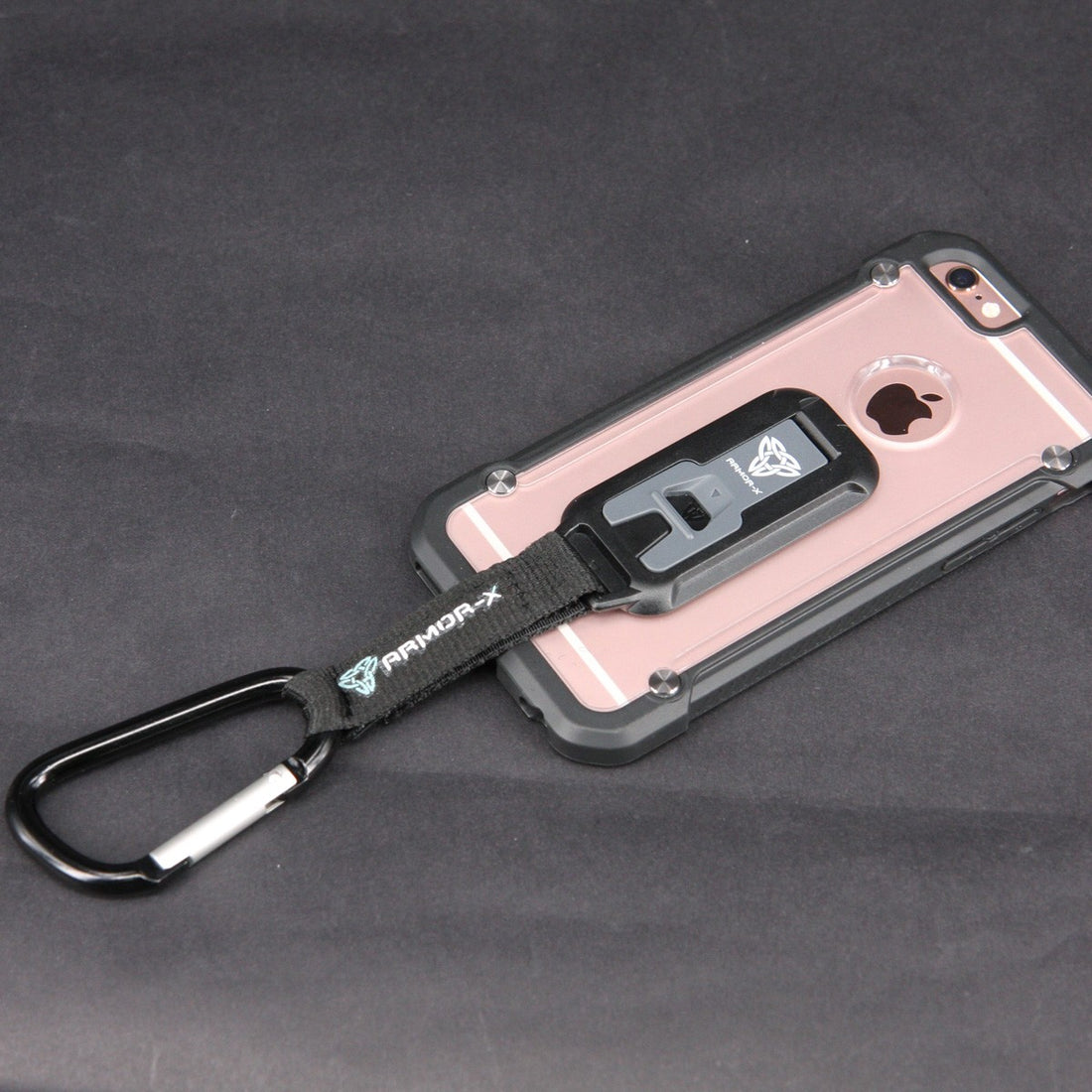 iPhone 8 Shockproof Rugged Case + Clip & Carabiner | BT-i7-BK